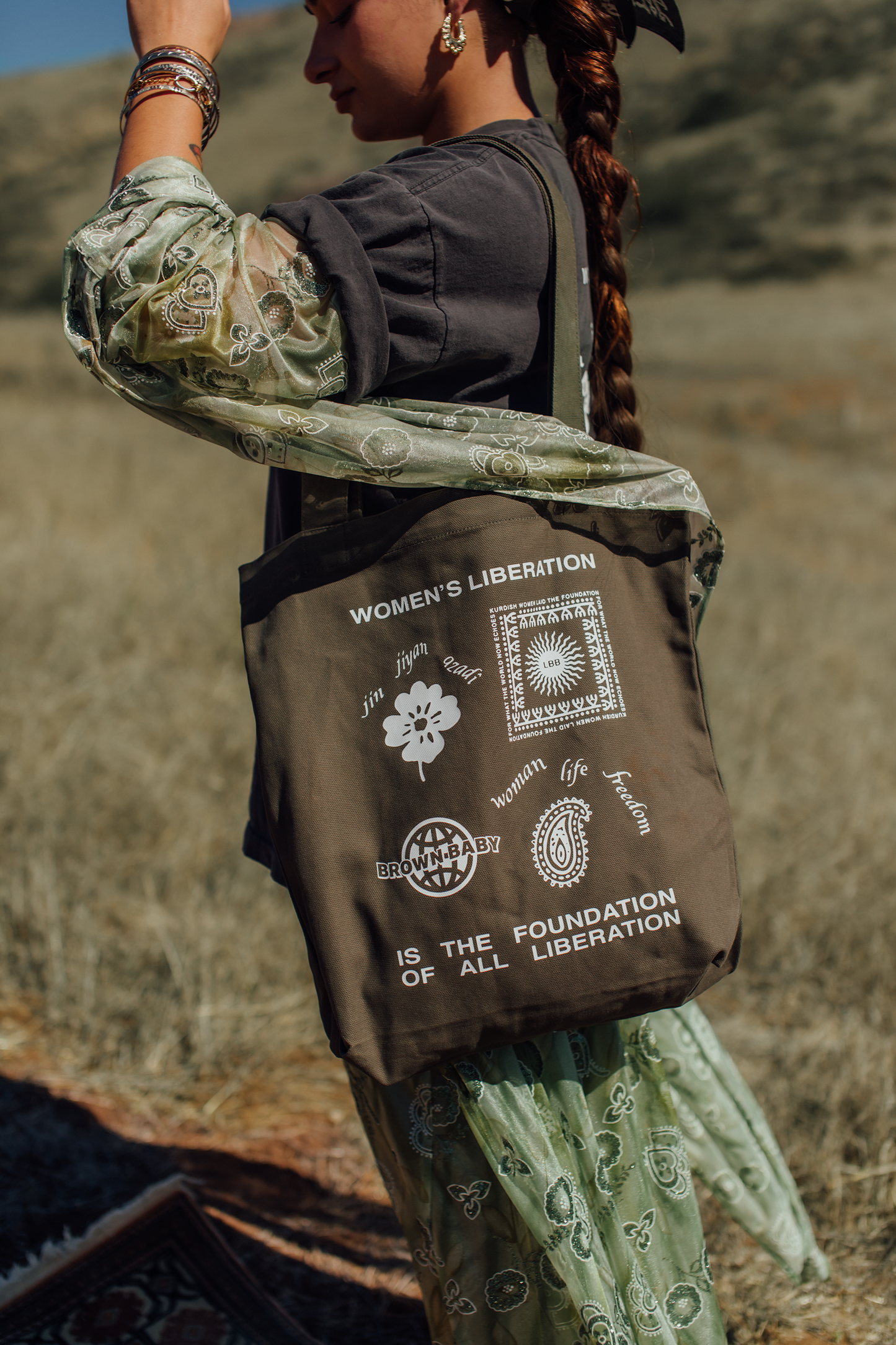 Mountain Life Tote